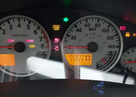 2011 Nissan Xterra Pro-4X z USA, uszkodzony, nr VIN 5N1AN0NW9BC517376